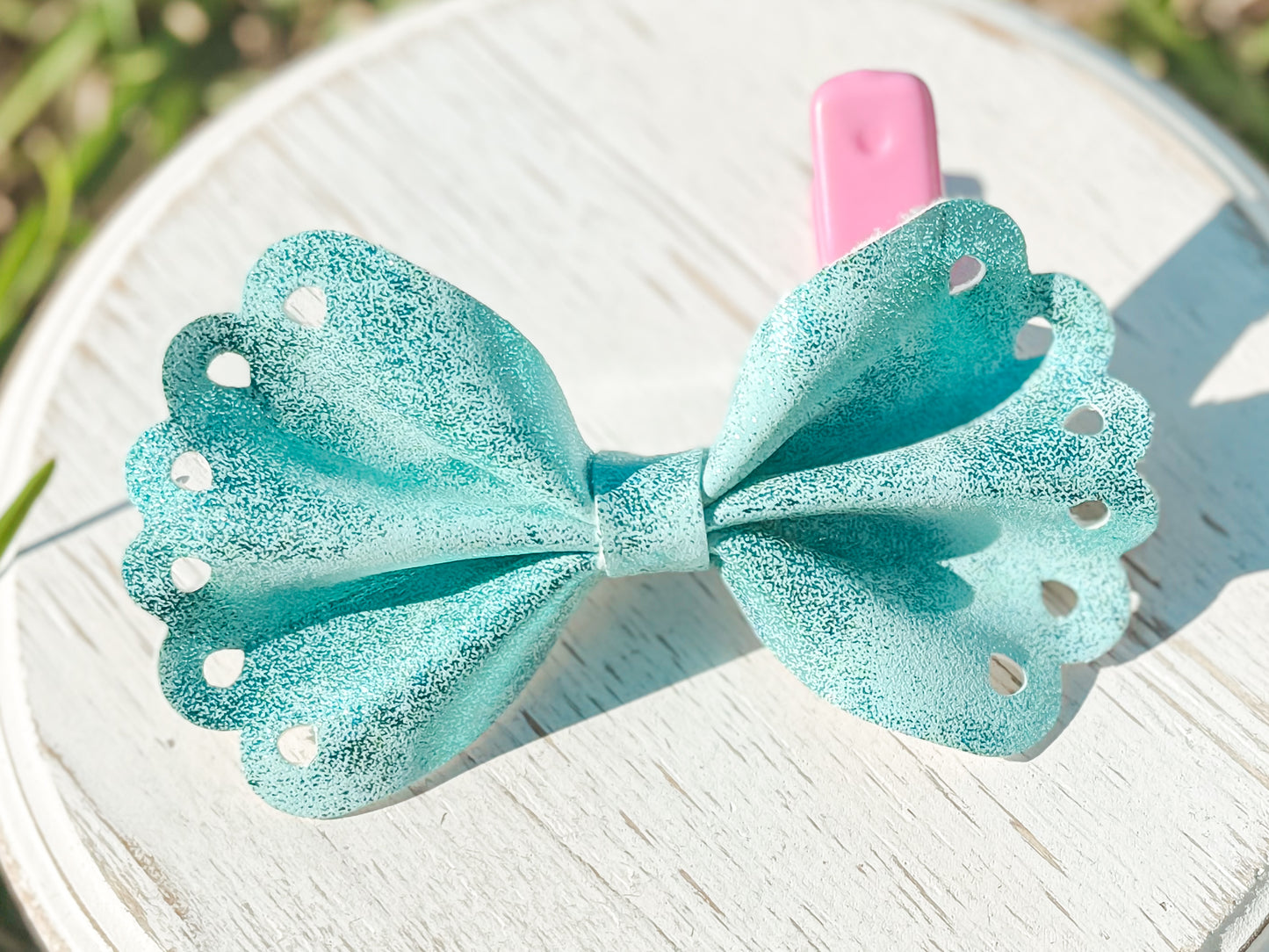 Blue Scalloped Pinch Bow